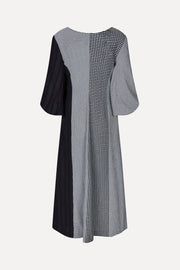 Stine Goya Three-Quarter Sleeve Midi Dress Dress Black / White
