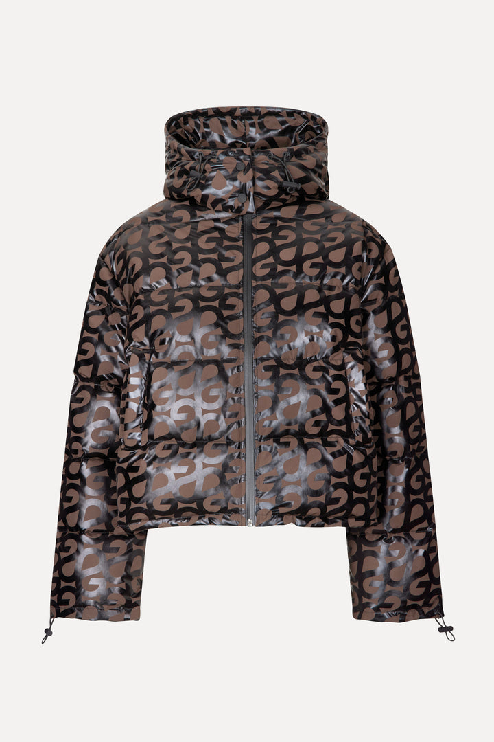 overt-j-frakker-veste-og-puffers-stine-goya