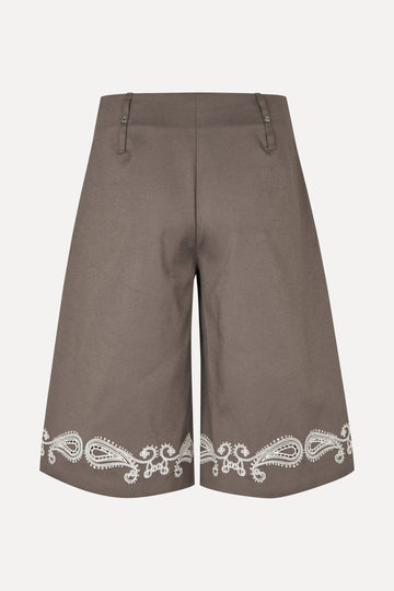 Stine Goya Pleated Eyelet Bermuda Shorts Cherries On A Paisley